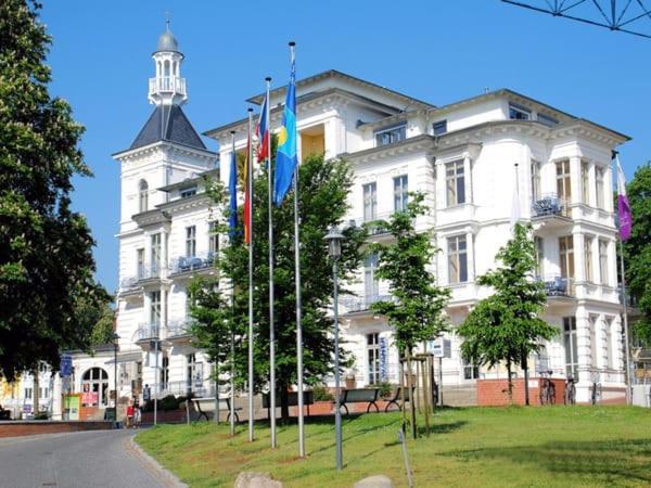 Villa Seeschloss Heringsdorf  Exterior photo